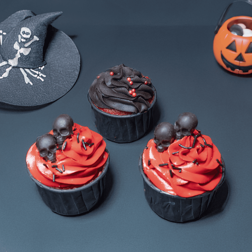 Skull Thrill Cupcakes - 6 pc